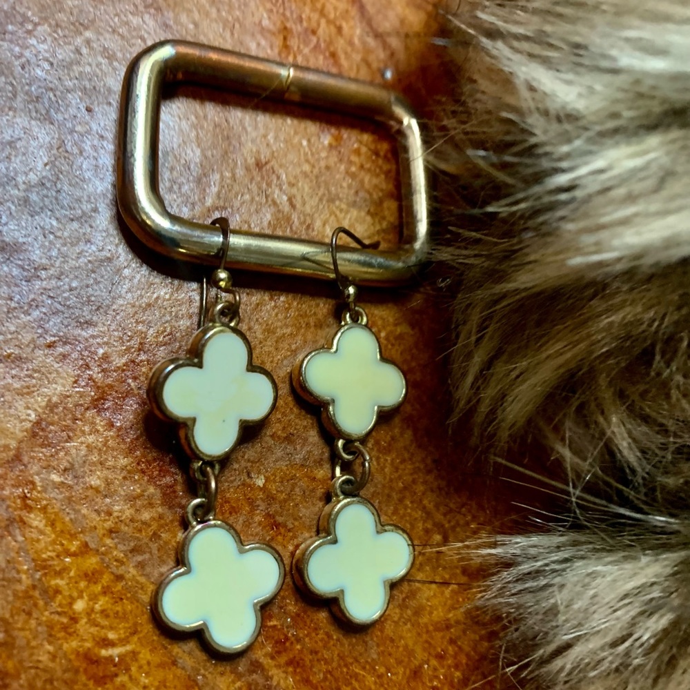 💎Aretes largos fantasia Inspiración LV💎#LB2